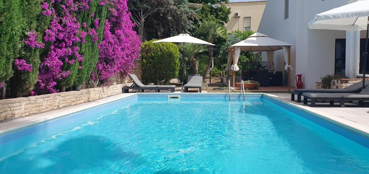 Hotel Apulia Time Bari Exterior foto